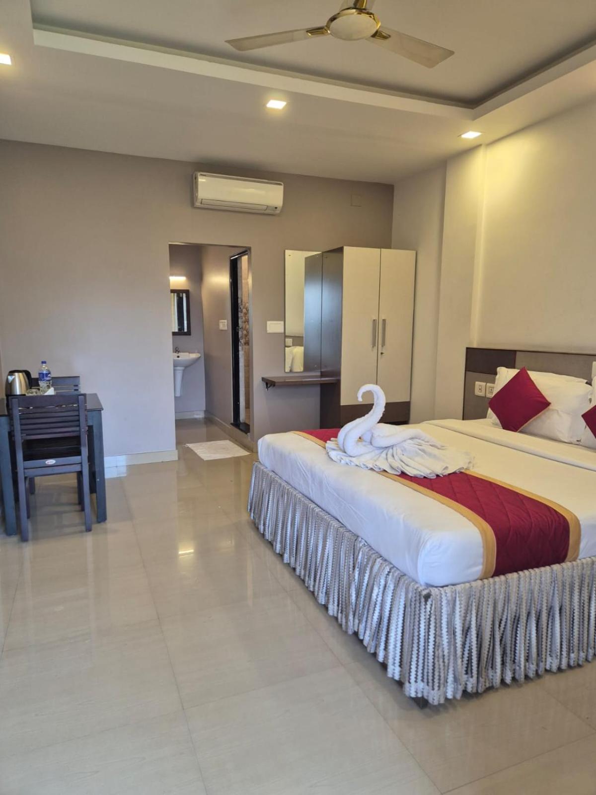 Alfa Inn 尼杜巴塞莱 外观 照片