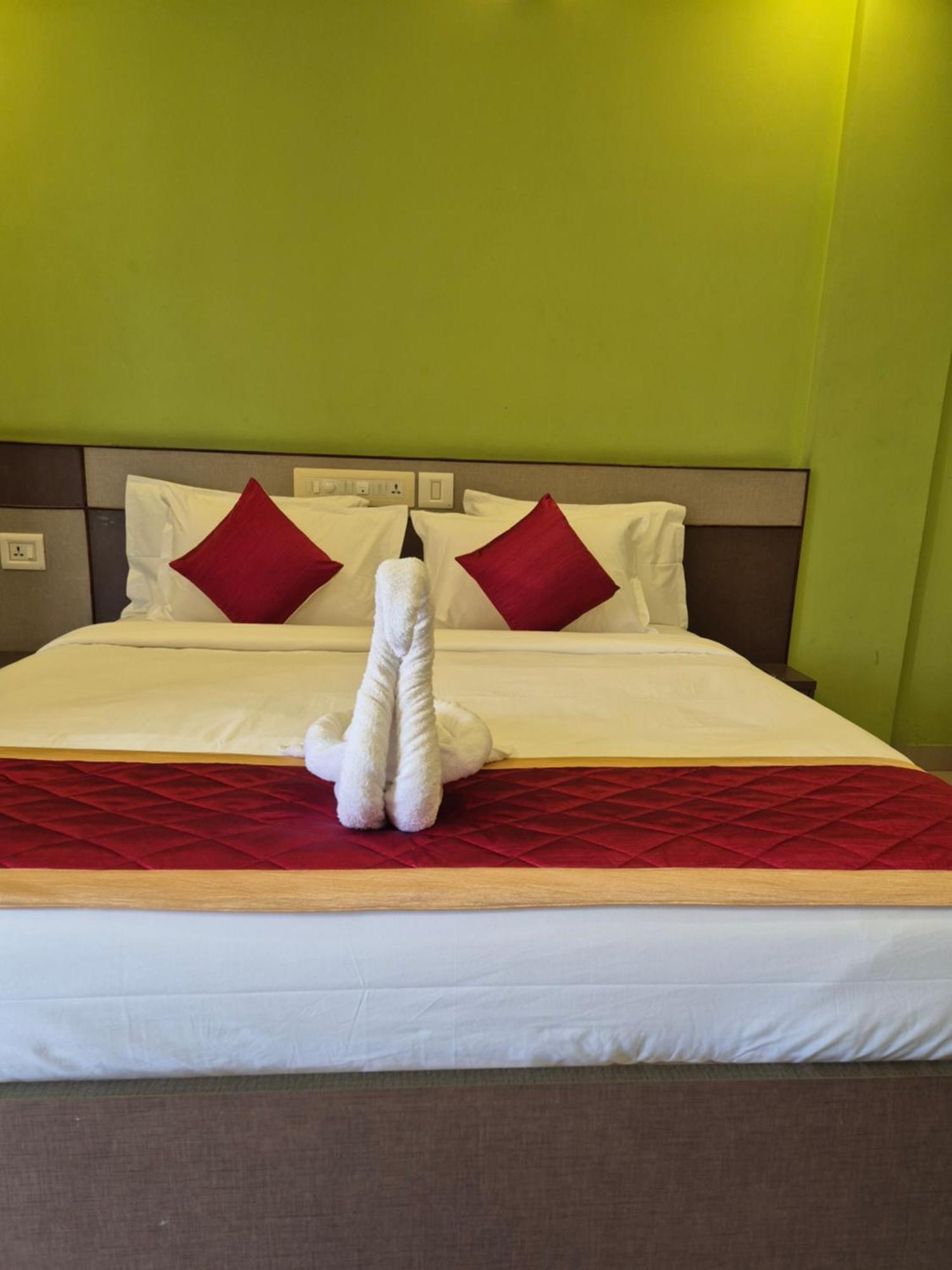 Alfa Inn 尼杜巴塞莱 外观 照片