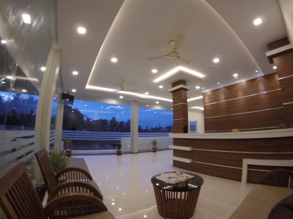 Alfa Inn 尼杜巴塞莱 外观 照片