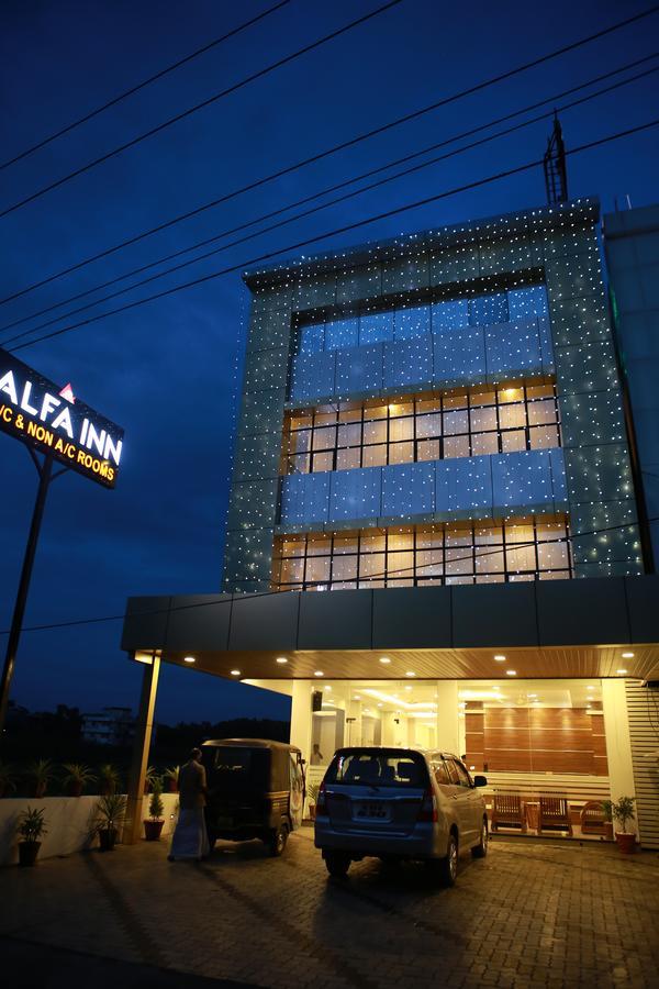 Alfa Inn 尼杜巴塞莱 外观 照片
