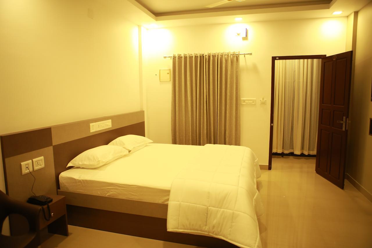 Alfa Inn 尼杜巴塞莱 外观 照片